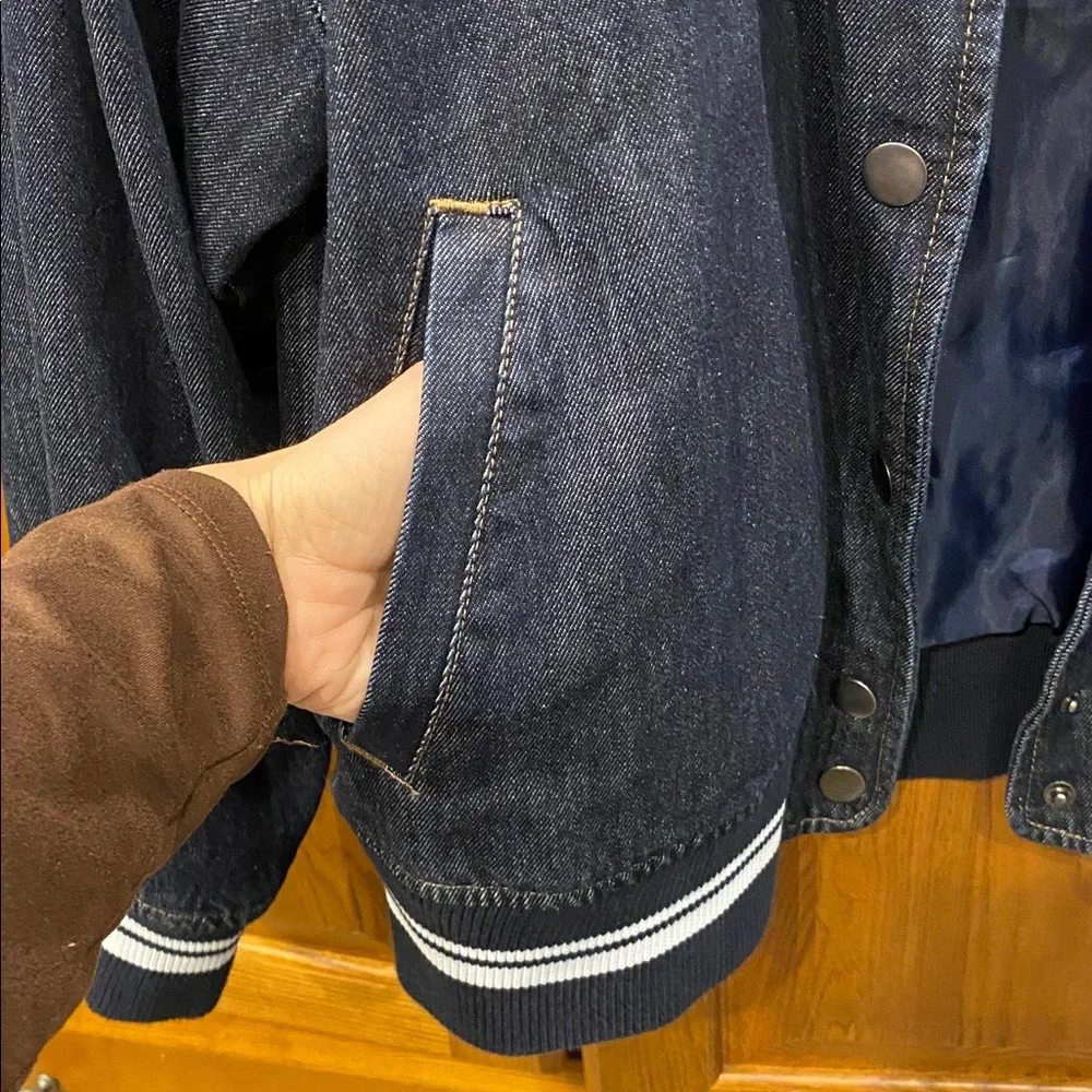 Old Navy Navy Blue Denim Bomber Jacket with White-Trim Ribbing size medium - Picture 3 of 5